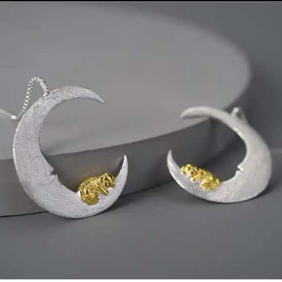 Artisan Handmade 925 Silver Dangle Moon Earrings - Picture 4 of 8